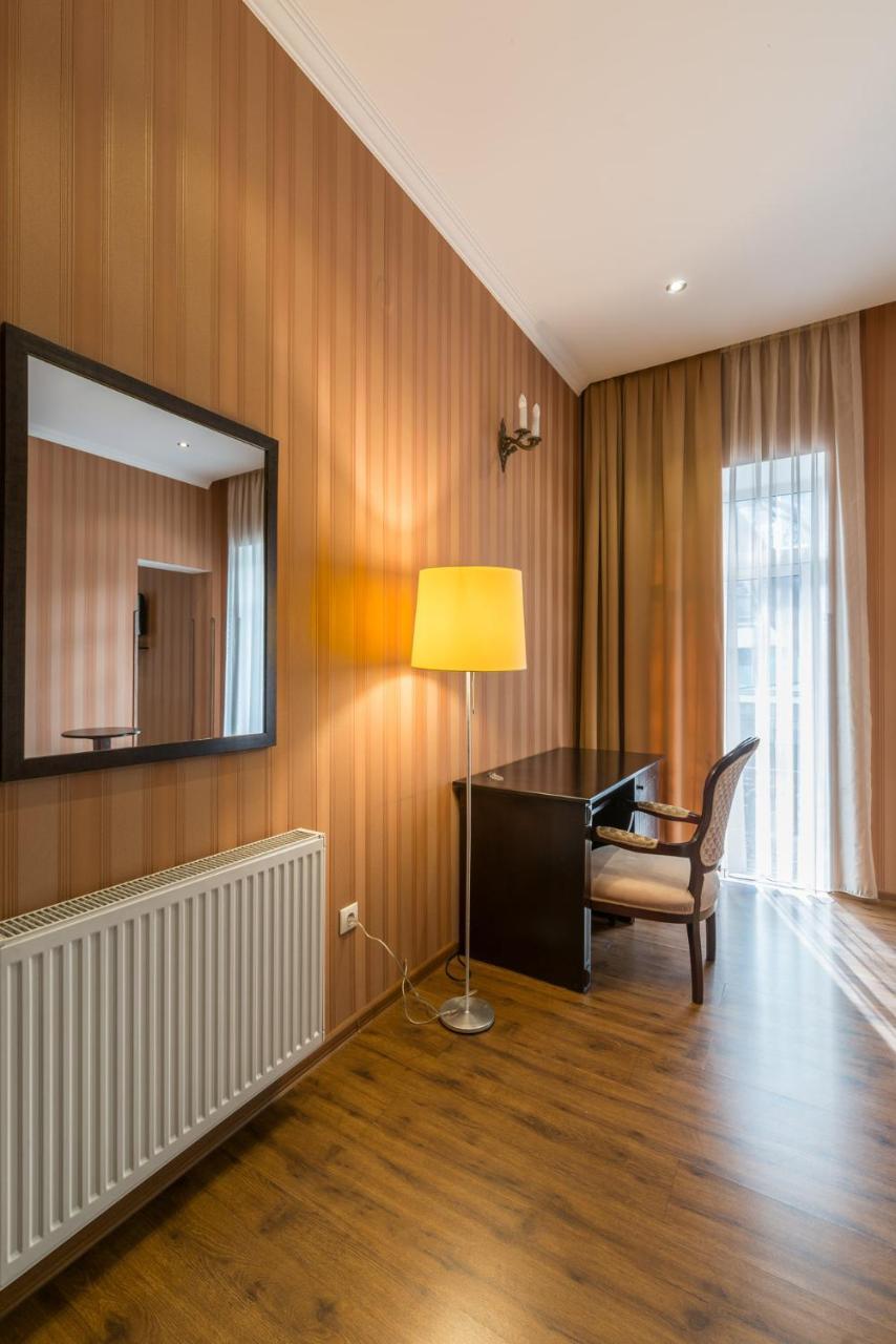 Garden View Hotel Tbilisi Ngoại thất bức ảnh
