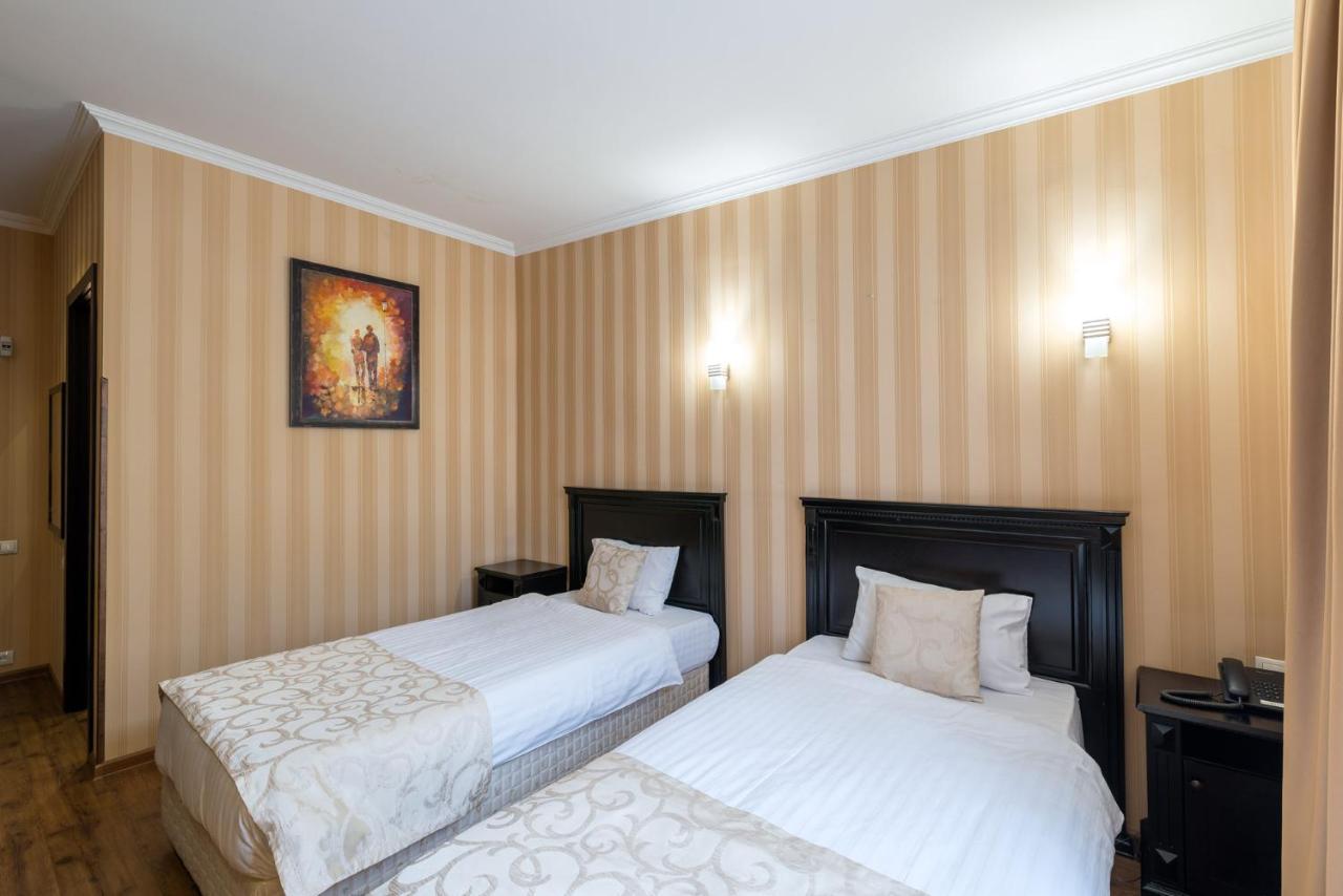 Garden View Hotel Tbilisi Ngoại thất bức ảnh