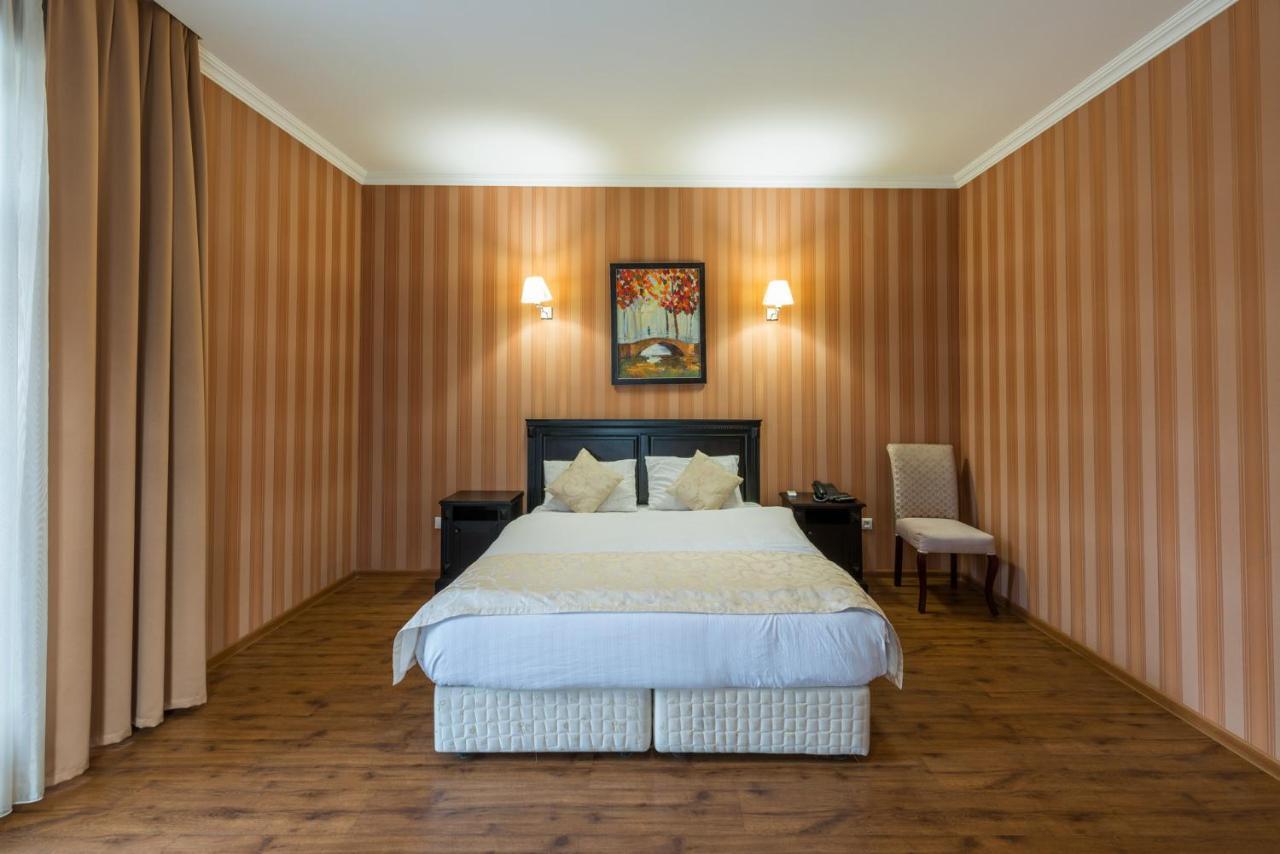 Garden View Hotel Tbilisi Ngoại thất bức ảnh