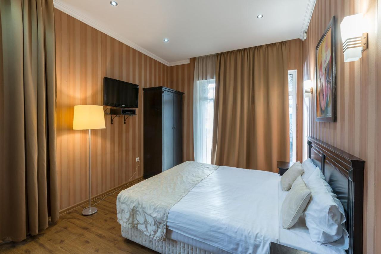 Garden View Hotel Tbilisi Ngoại thất bức ảnh