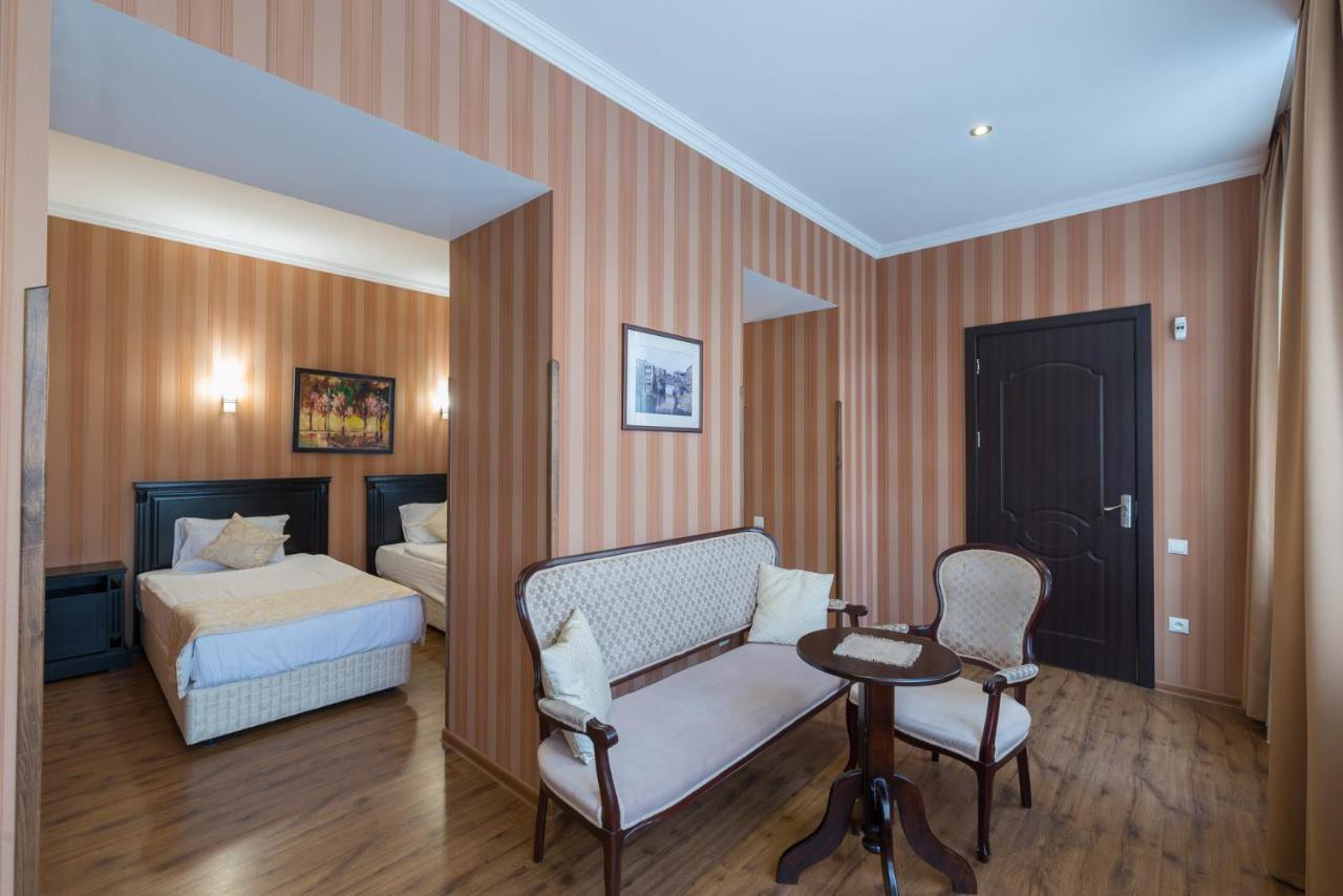 Garden View Hotel Tbilisi Ngoại thất bức ảnh
