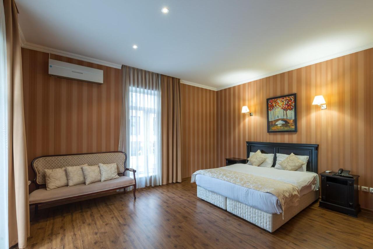 Garden View Hotel Tbilisi Ngoại thất bức ảnh