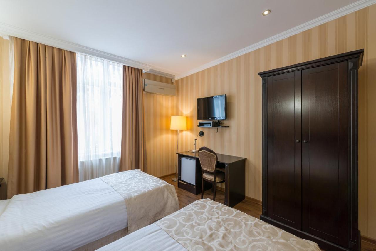 Garden View Hotel Tbilisi Ngoại thất bức ảnh
