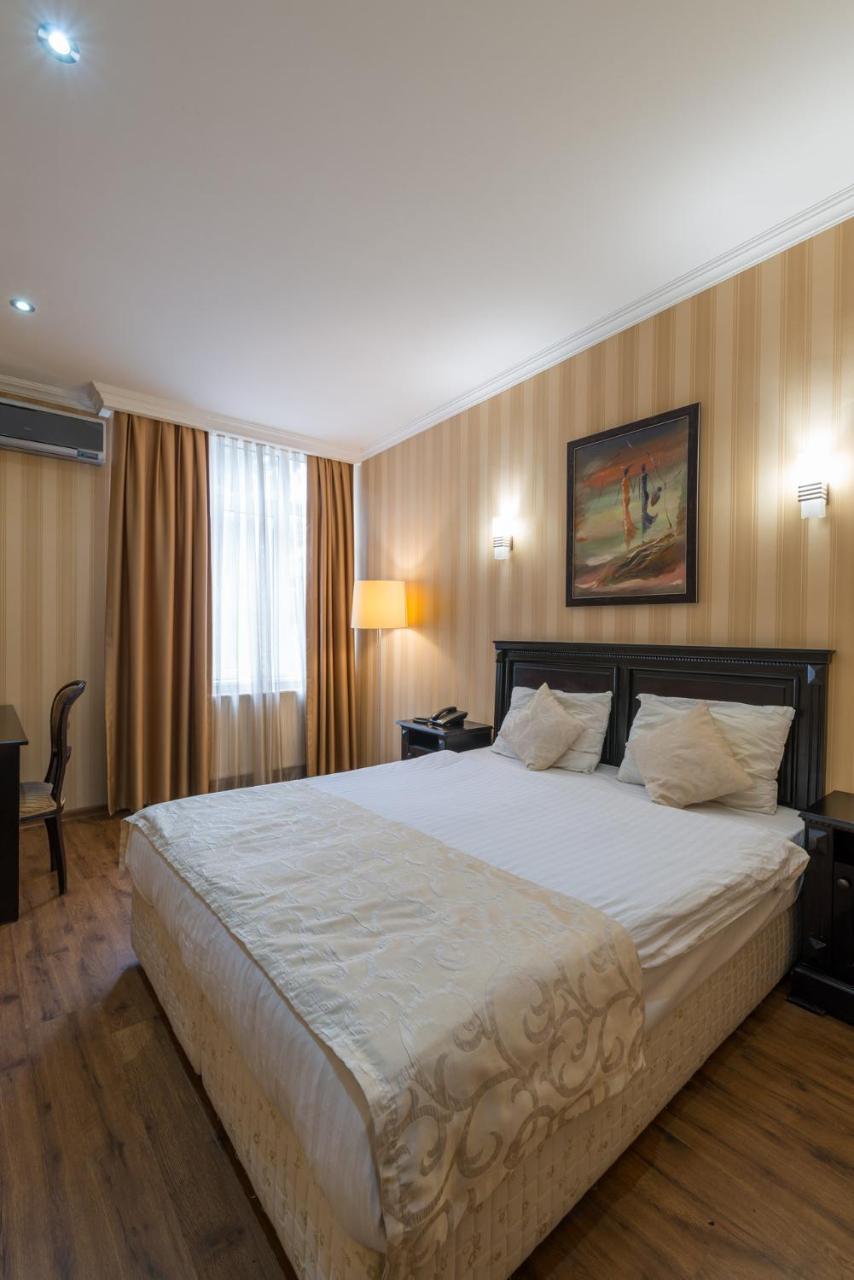 Garden View Hotel Tbilisi Ngoại thất bức ảnh