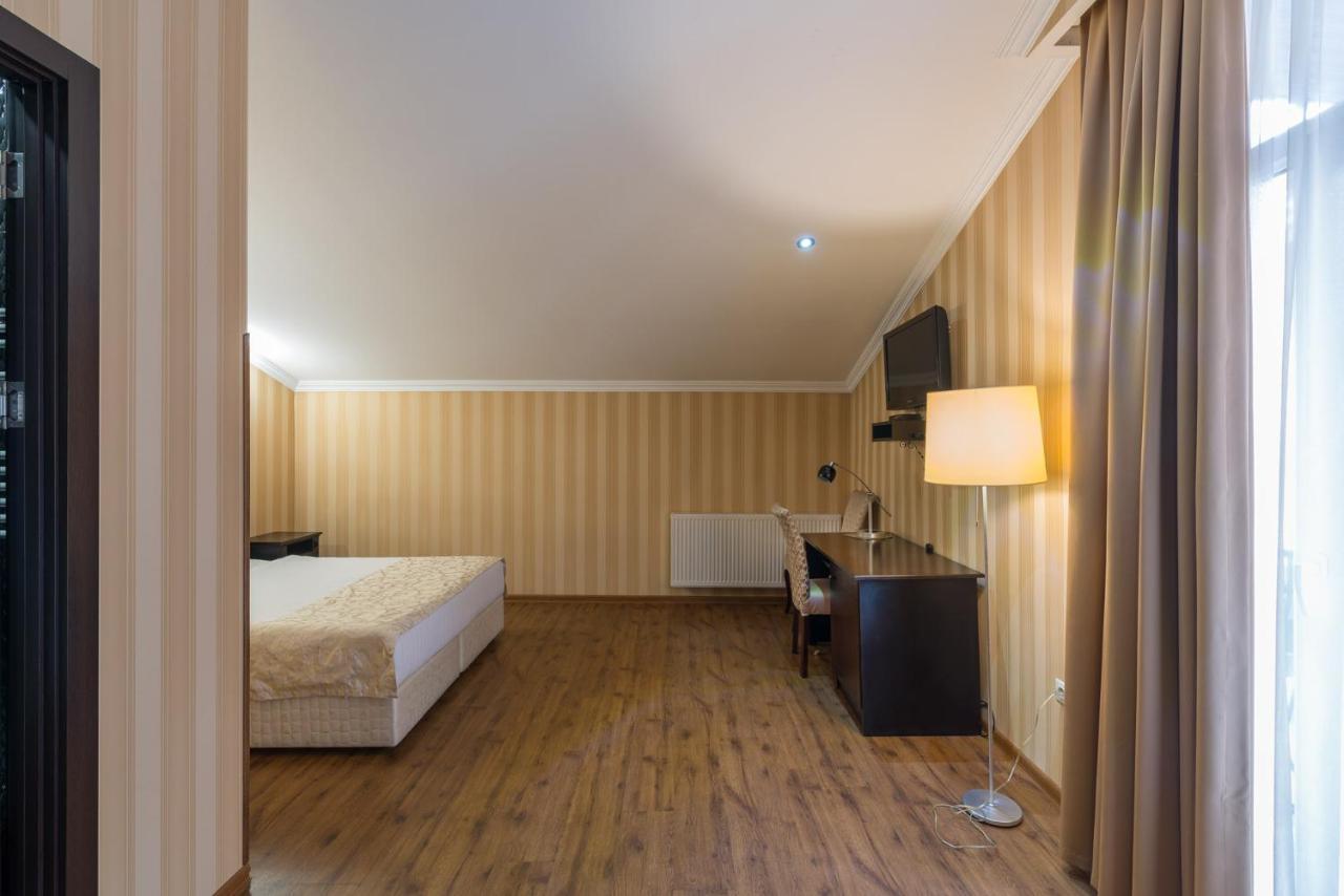 Garden View Hotel Tbilisi Ngoại thất bức ảnh