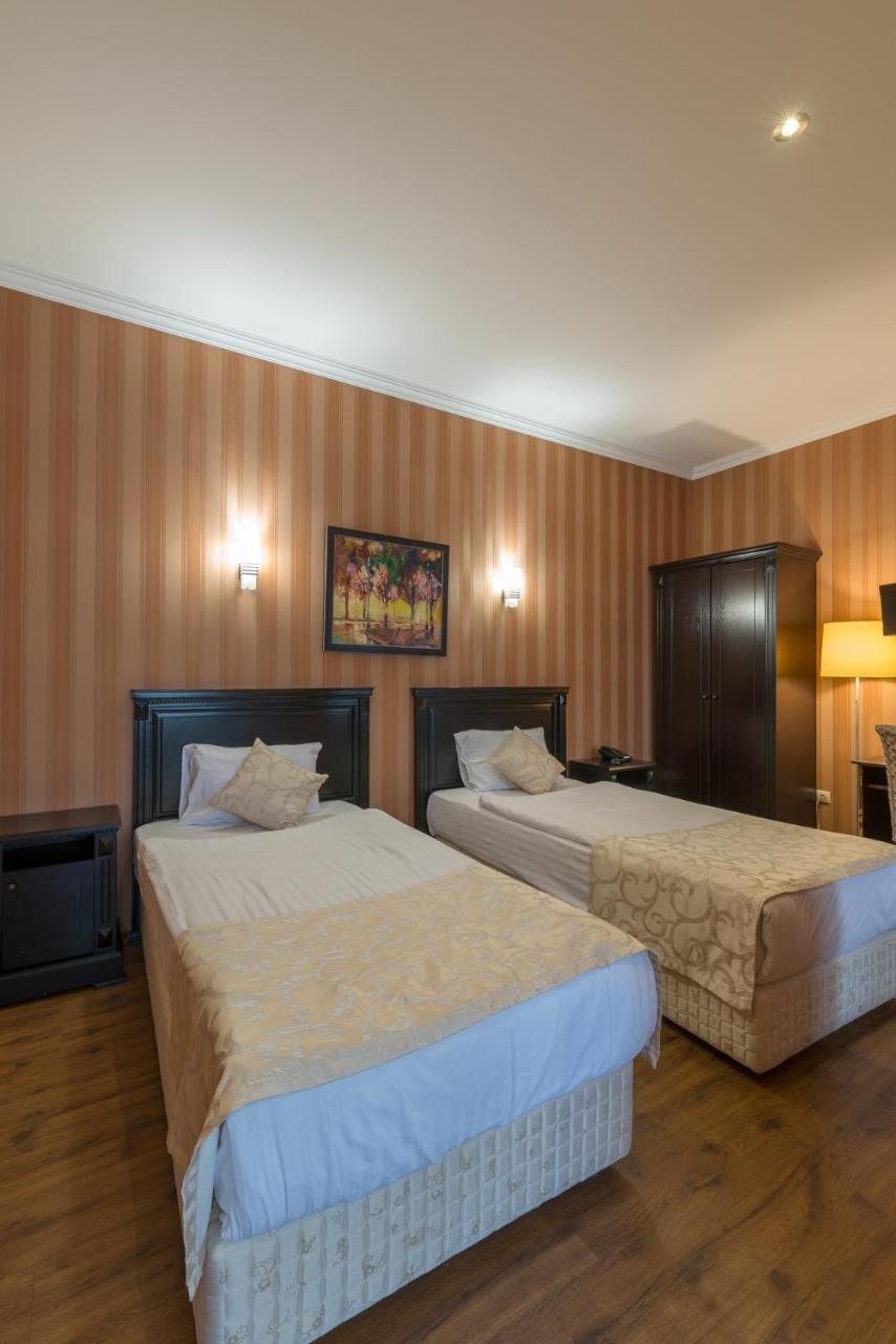 Garden View Hotel Tbilisi Ngoại thất bức ảnh