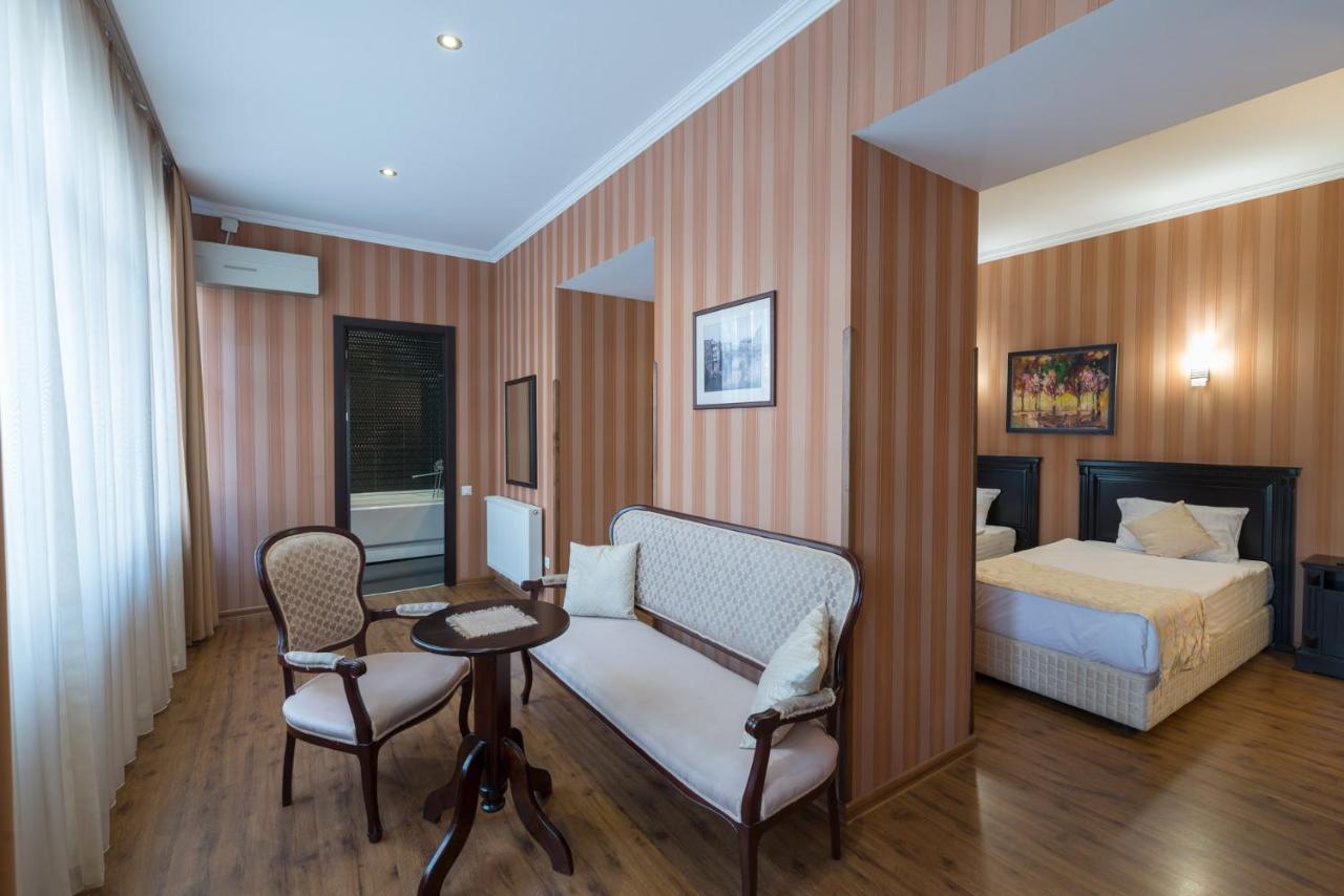 Garden View Hotel Tbilisi Ngoại thất bức ảnh